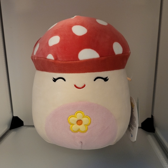 Squishmallow Sakina the Mushroom 8" NWT